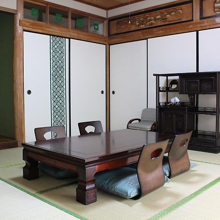 Guest House Shimayado Aisunao นาโอชิมะ ภายนอก รูปภาพ